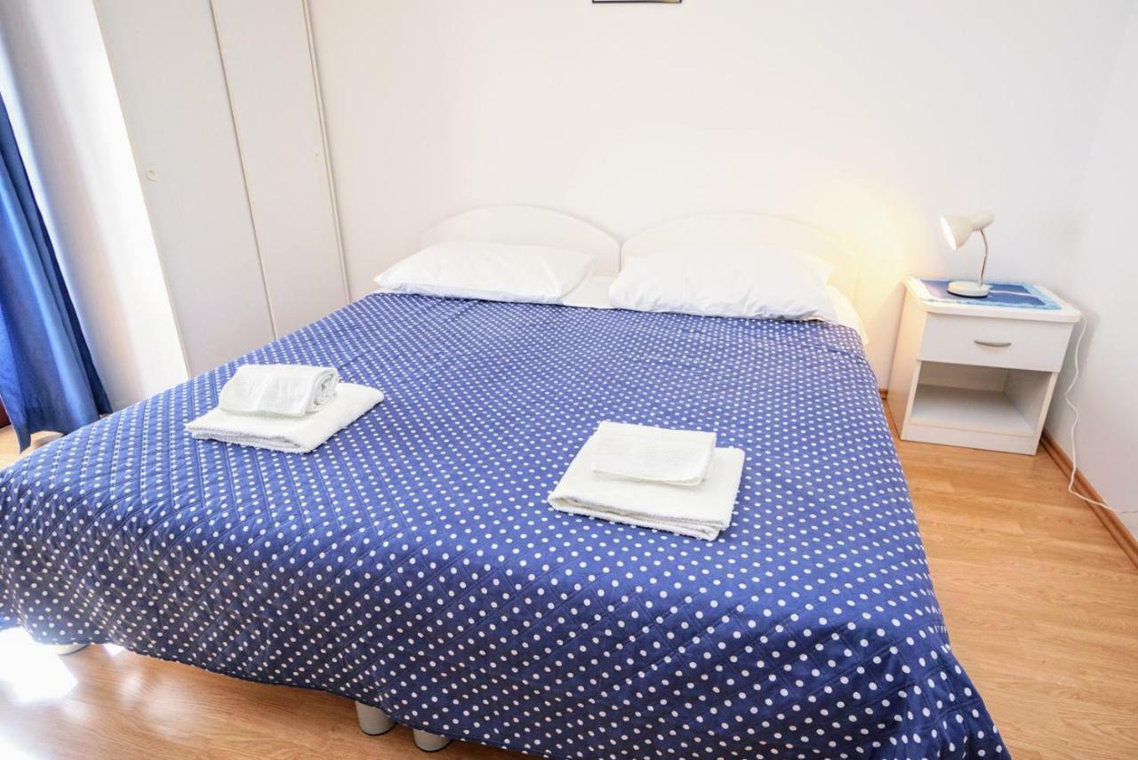 Apartment Daniela Савудрия Екстериор снимка