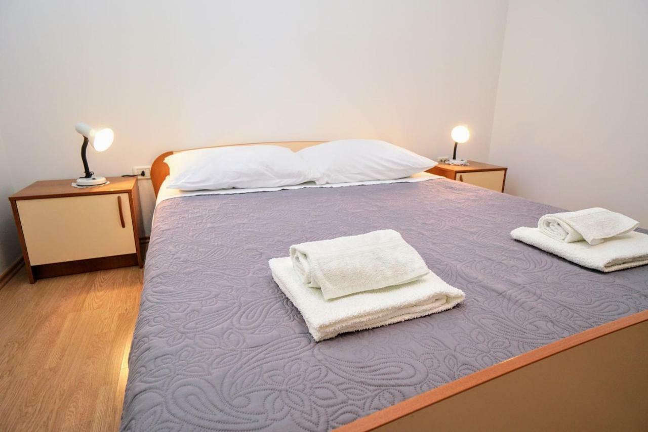 Apartment Daniela Савудрия Екстериор снимка